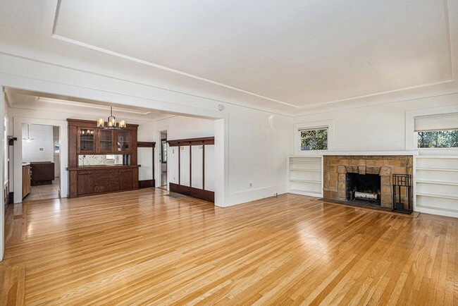 Photo - 1226 Pearl St House