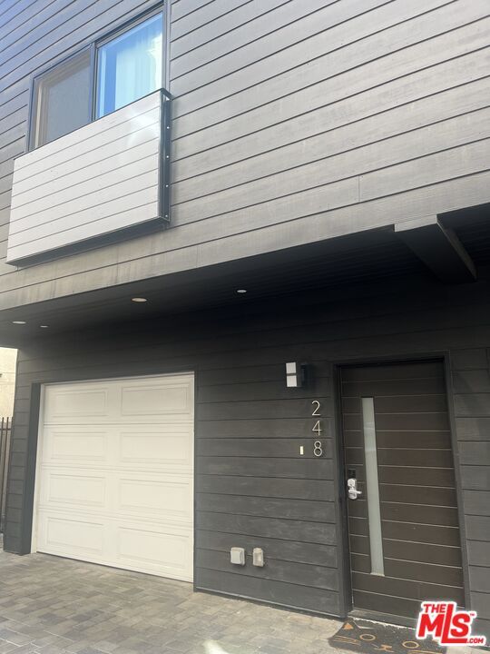 Foto del edificio - 246 N Dillon St