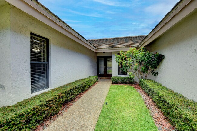 Building Photo - 1481 SW 21st Ln