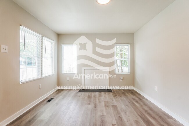 Building Photo - 7020 1st Ave S