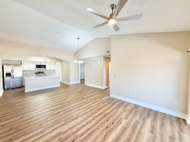 Building Photo - ** FAIRWAY PRESERVE ** 3 BED / 2 BATH CONDO - PET OK! - NORTH NAPLES - ANNUAL RENTAL