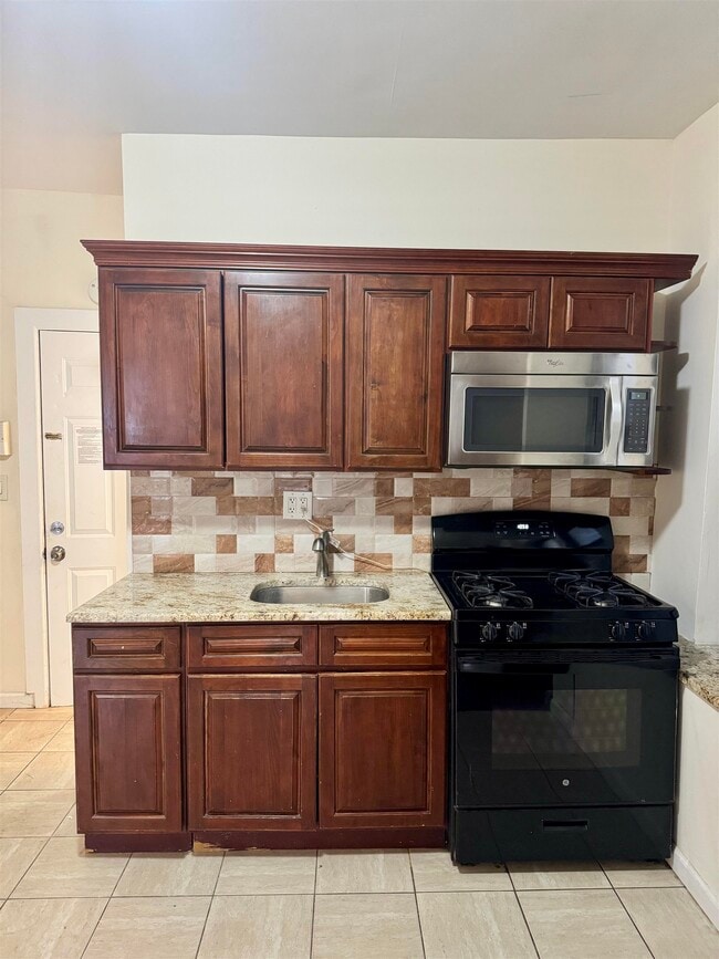 Foto del edificio - 250 Avenue B