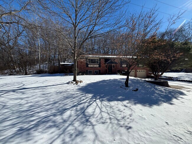 Foto del edificio - 607 Spruce Ave