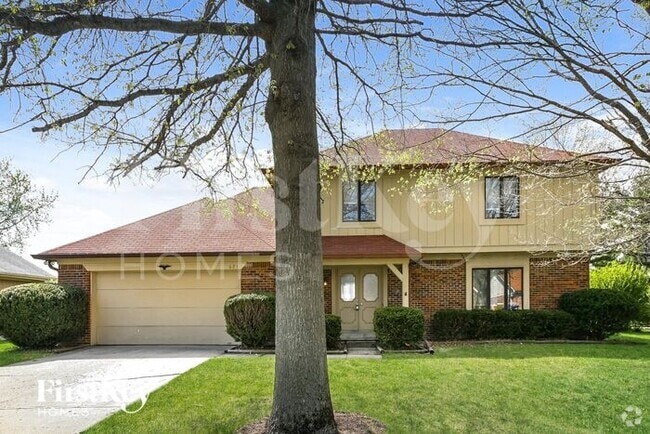 Building Photo - 621 White Pine Dr