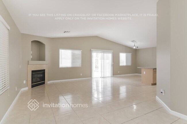 Foto del edificio - 1054 Whispering Birch Ave