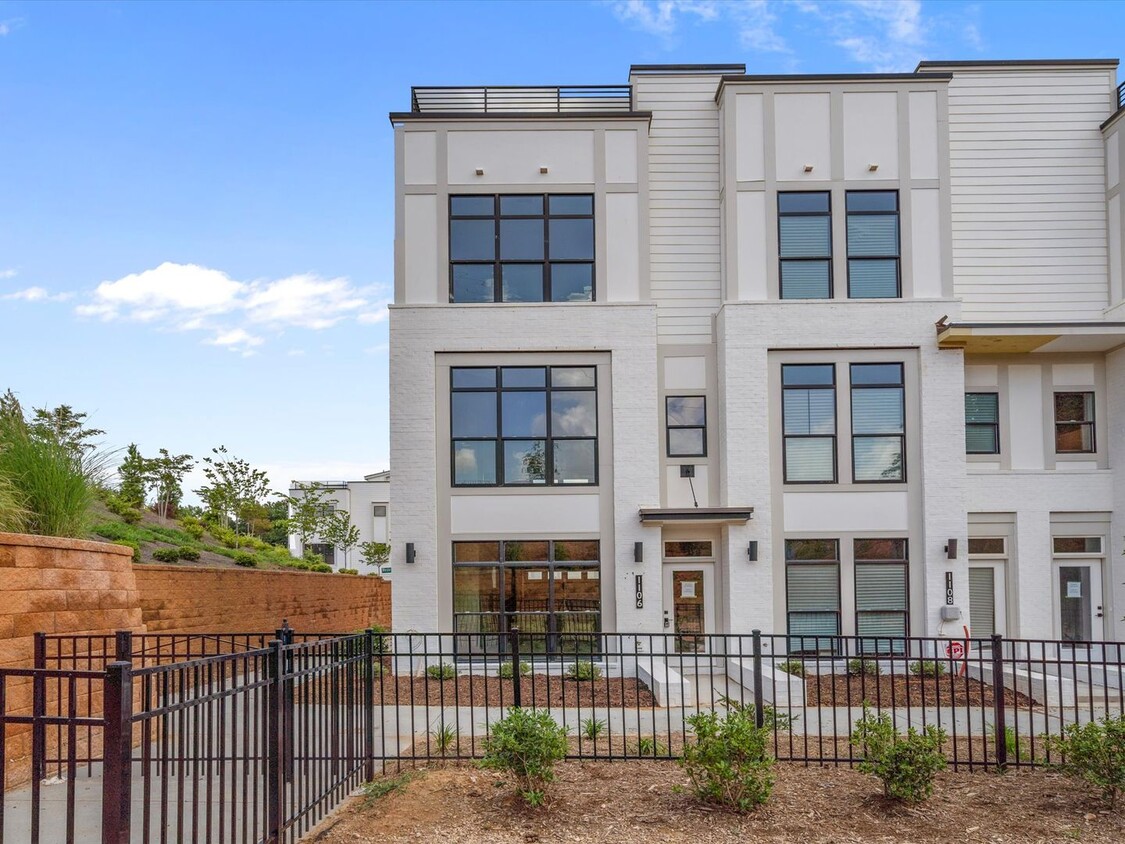 Foto principal - Townhome in West End with Rooftop Terrace ...