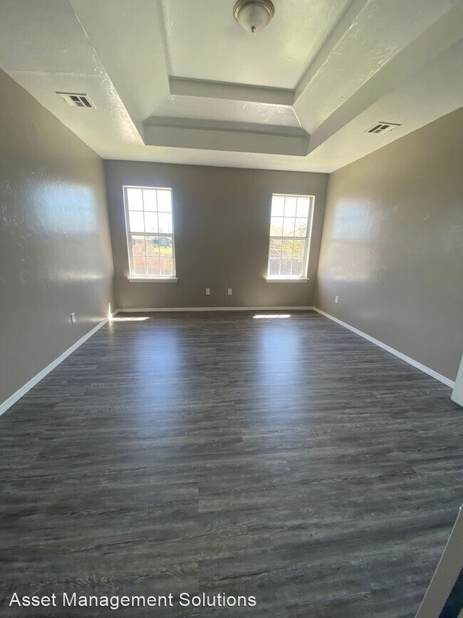 Building Photo - 5 br, 2 bath House - 626 NW 113th St.