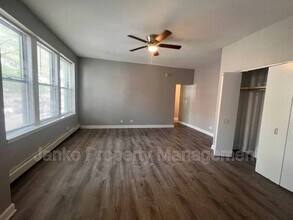 Building Photo - 52 N Parkside Ave