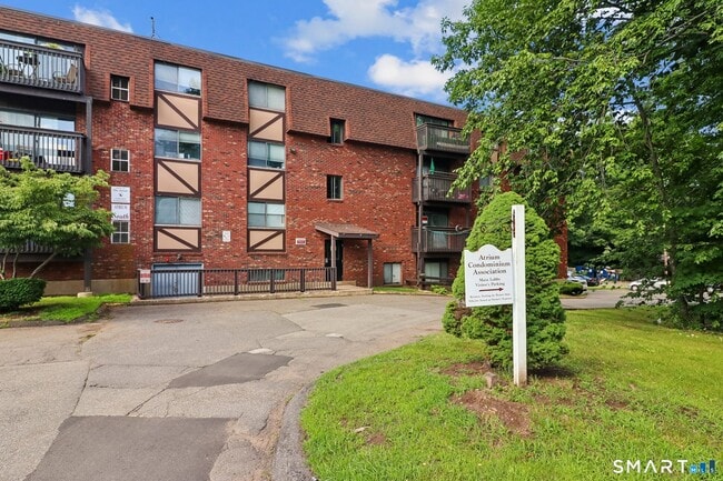 Foto del edificio - 1274 E Main St