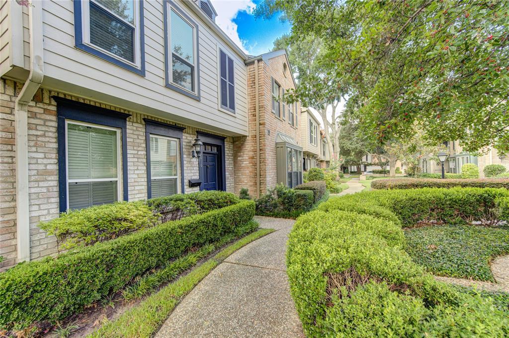 Foto principal - 3816 Lake St