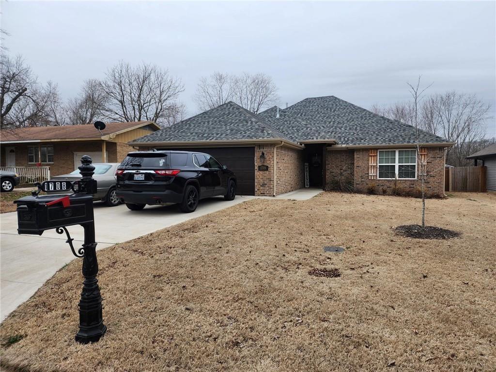 Primary Photo - 1708 S Anthony Dr