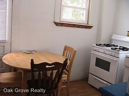 Building Photo - 467 Elm St