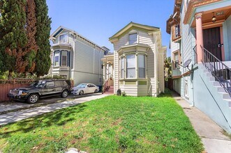 Building Photo - 1431 Linden St