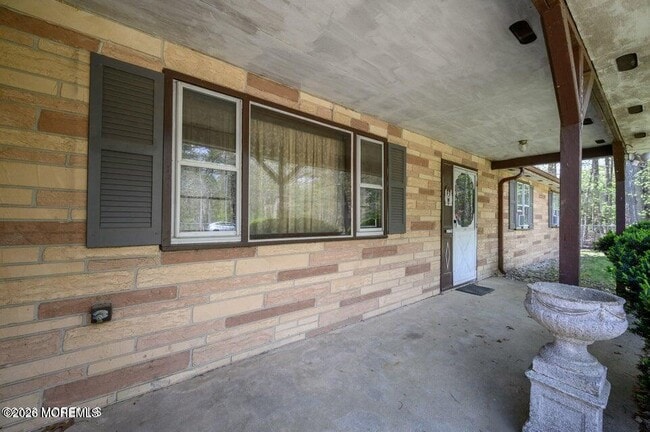 Building Photo - 839 Bowman Rd