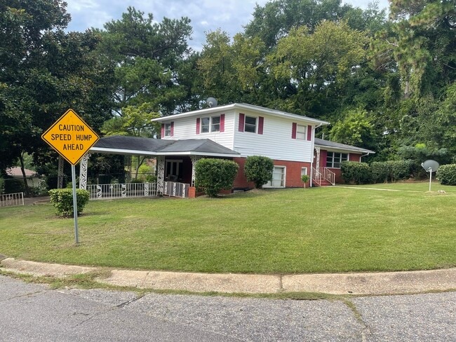 Building Photo - 501 Spaulding St
