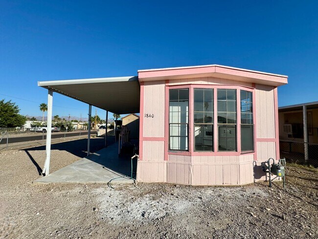Foto del edificio - Charming  2 bedroom mobile