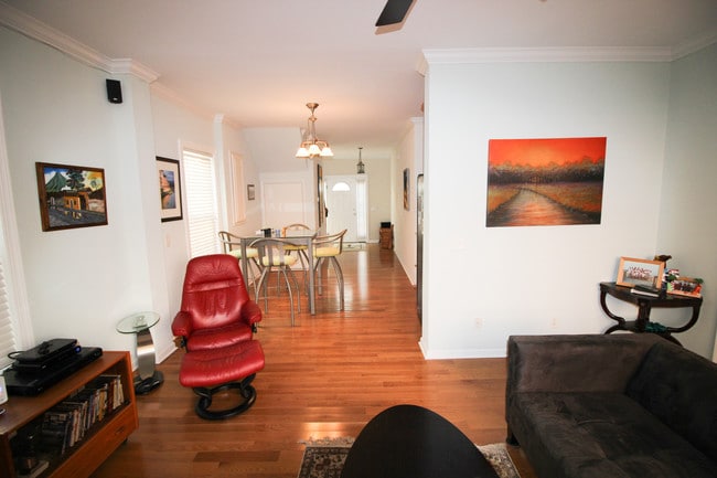 Foto del edificio - Price Reduced!