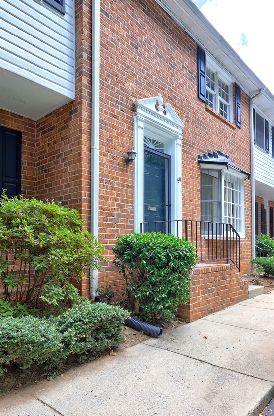 Photo - 6520 Roswell Rd (Sandy Springs, GA)