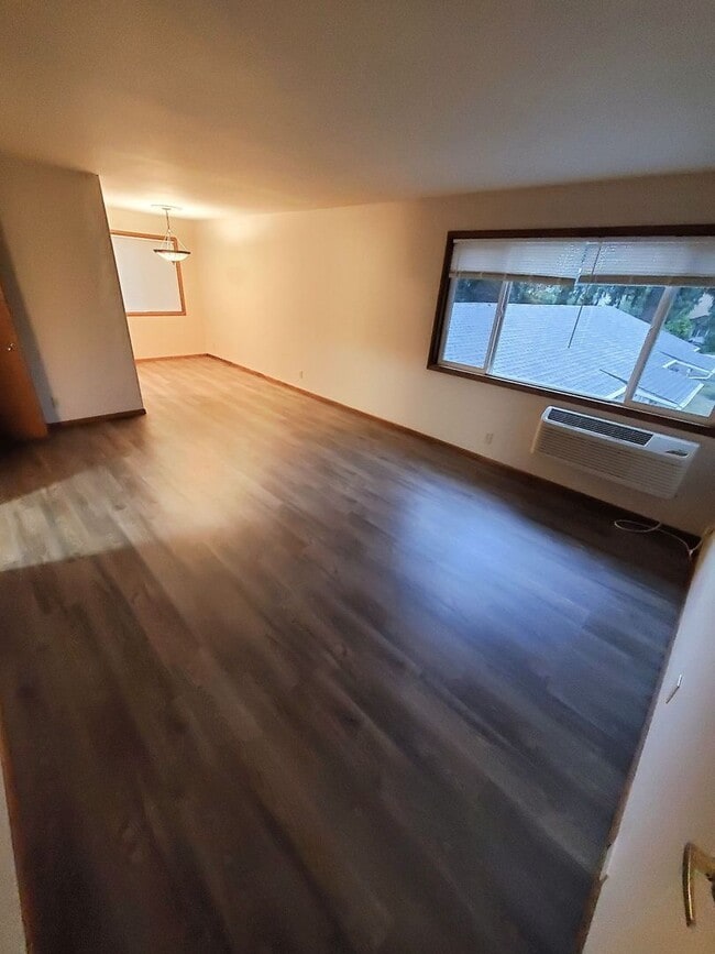 Foto del edificio - 1359 Fir St S