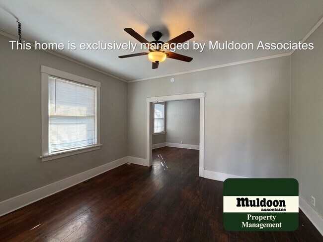 Foto del edificio - Beautiful downtown charmer