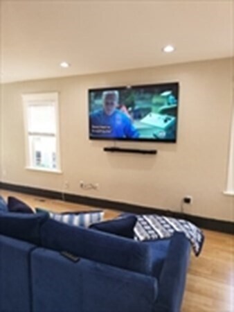 Foto del edificio - 43 Sherburne Ave