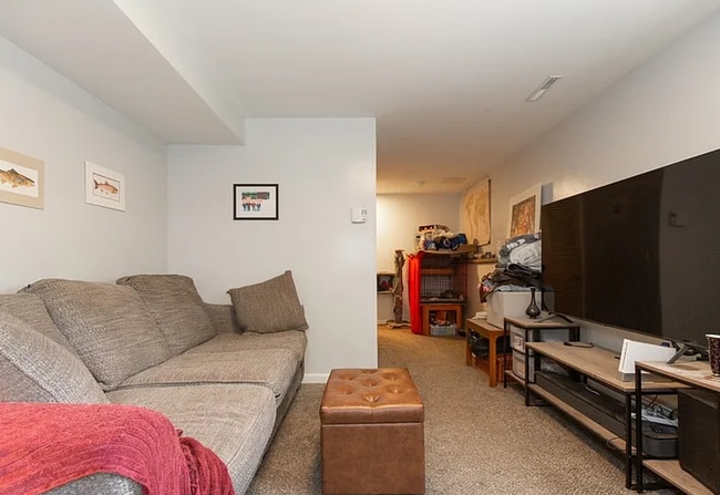 Building Photo - 504/506 N 19th Ave