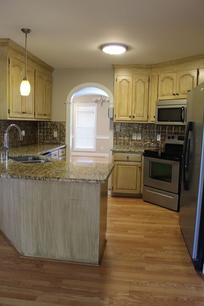 Foto del edificio - 500 Johnson Branch Rd