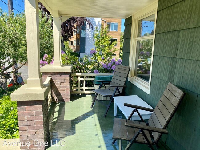 Building Photo - 2 br, 1 bath House - 4716 Linden Ave N