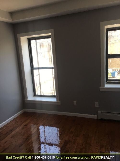 Building Photo - 149 17th St