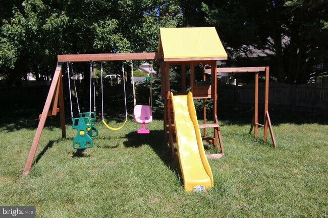 Building Photo - 203 Eagle Nest Dr