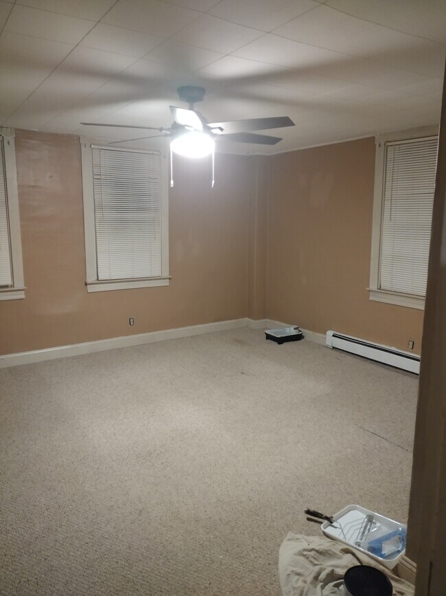 Master Bedroom - 41 Grant St