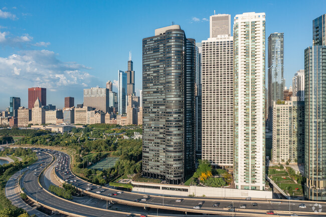 Foto del edificio - Harbor Point Tower