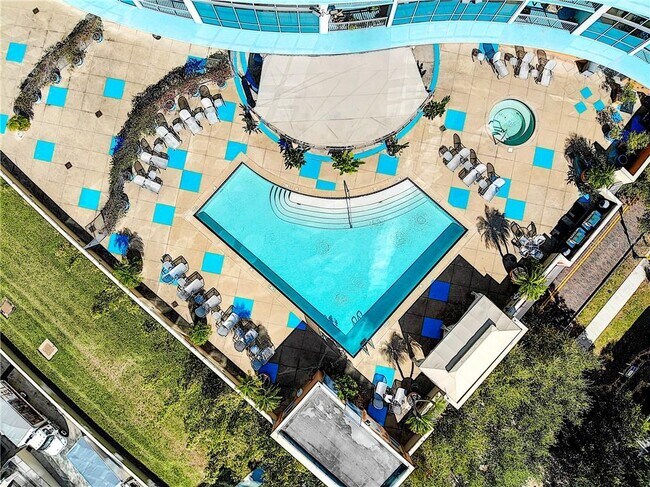 Foto del edificio - 322 E Central Blvd