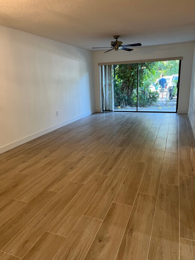 Foto del edificio - 8277 SW 128th St
