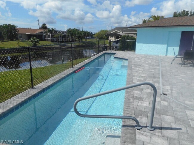 Foto del edificio - 1624 SE 15th Terrace
