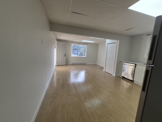 Photo du bâtiment - 10535 Rue Principale