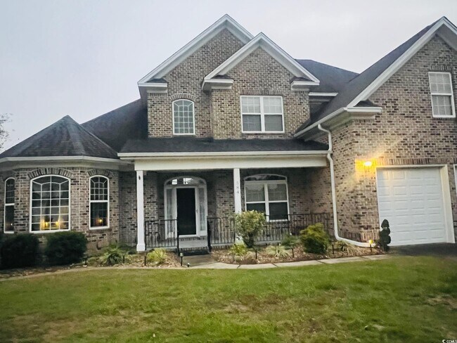 Building Photo - 584 Summerhill Dr