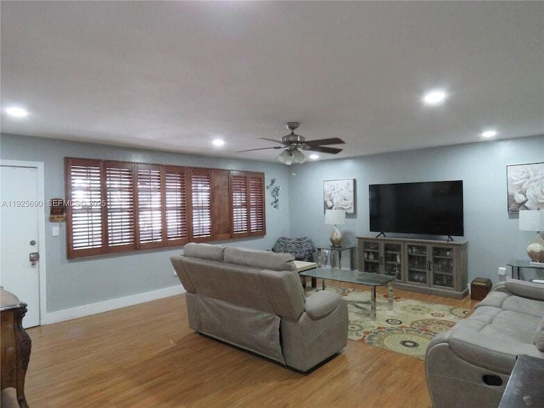 Photo - 11840 NE 19th Drive Unit 26
