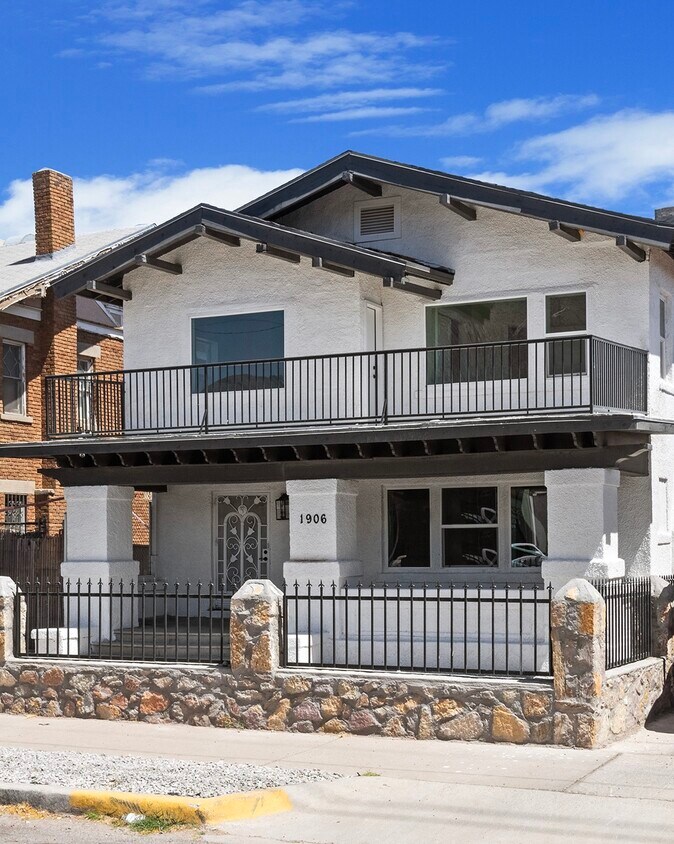 Foto principal - 1906 Yandell Dr