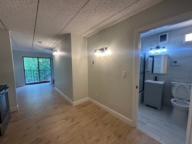 Foto del edificio - 40 Cochituate Rd