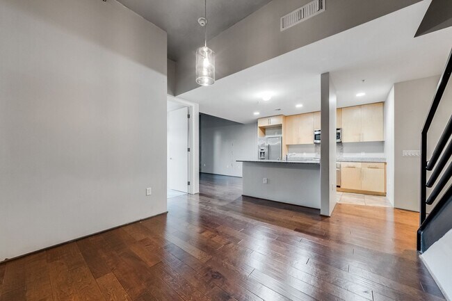 Foto del edificio - Juhl 161-City Views from this Spacious 2bd/2ba Residence