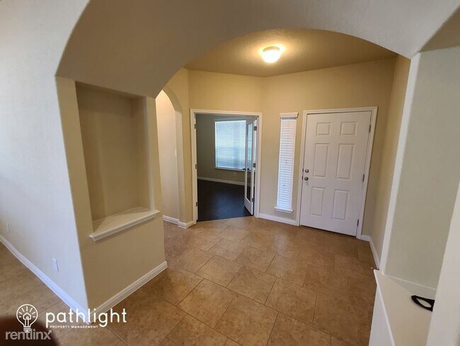 Foto del edificio - 5 br, 3.5 bath House - 4544 Meadow Green UNIT