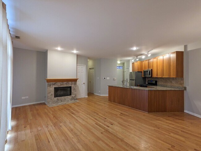 Foto del edificio - 750 N Willard Ct