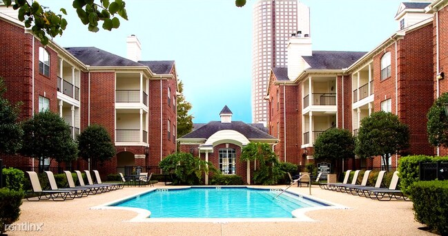 Foto del edificio - 1 br, 1 bath  - 5847 San Felipe St