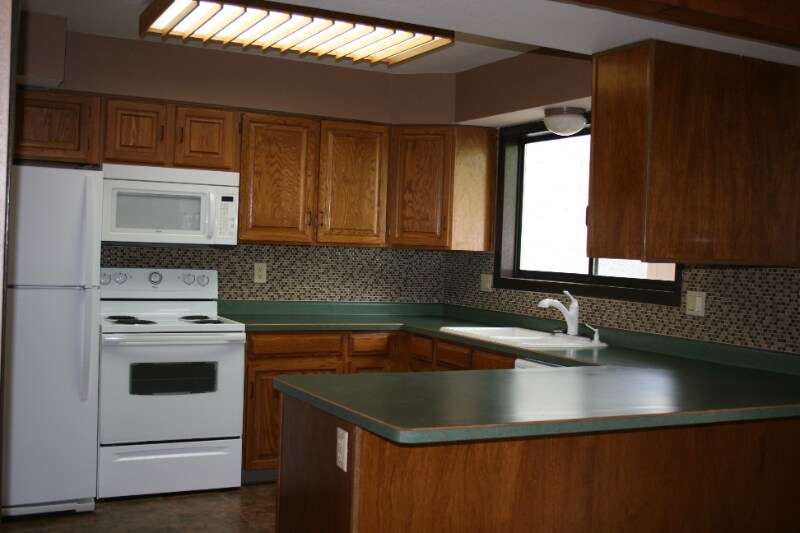 134 Creekside Ln, Colorado Springs, CO 80906 Townhome Rentals in