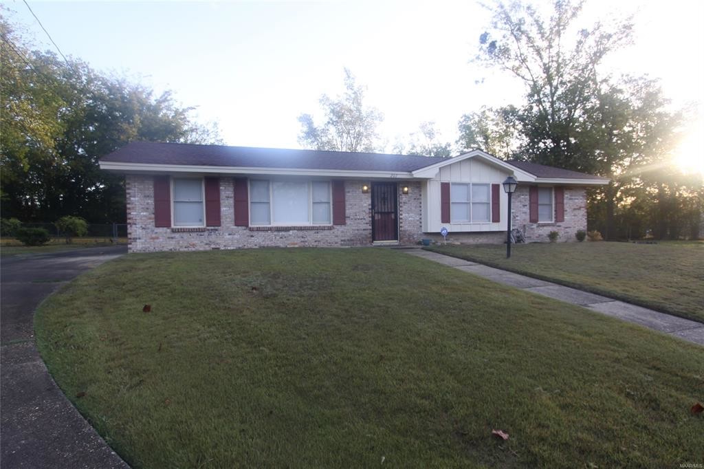 Building Photo - 207 Garden Homes Cir