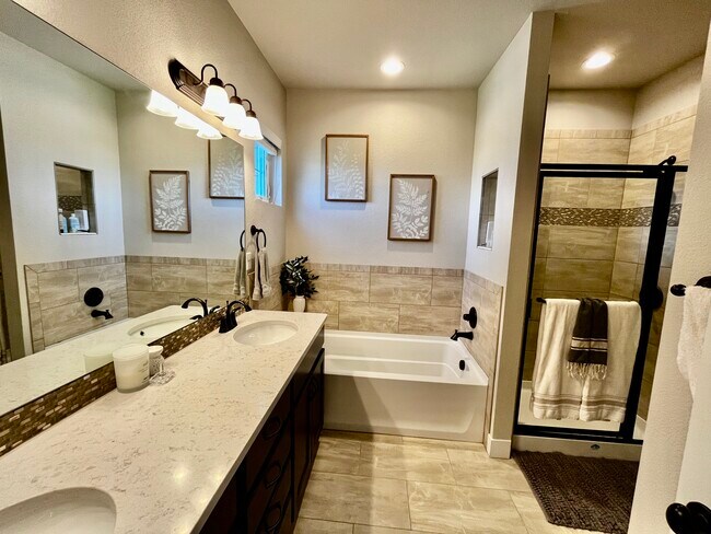 Foto del edificio - 2154 Montauk Ln