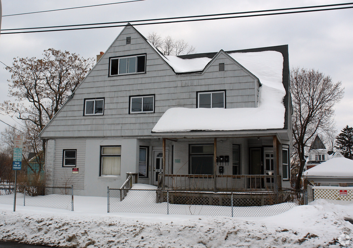 Onondaga Apartments