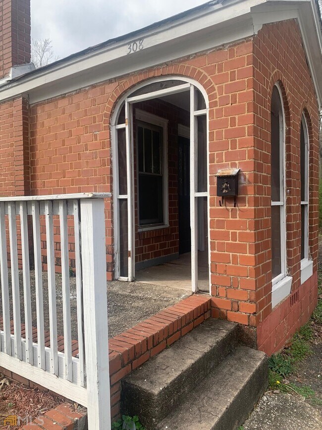 Foto del edificio - 308 Austin Ave