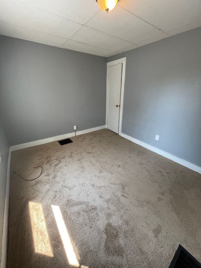 Building Photo - 112 Prospect St